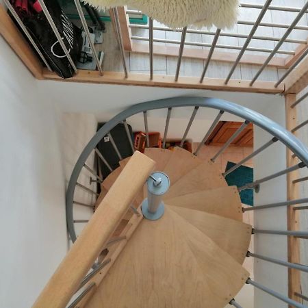 Les Gremilles Bed & Breakfast Bassoncourt Bagian luar foto
